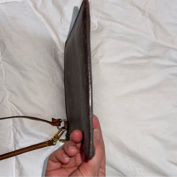 Louis Vuitton neverfull pochette - Picture 13 of 15